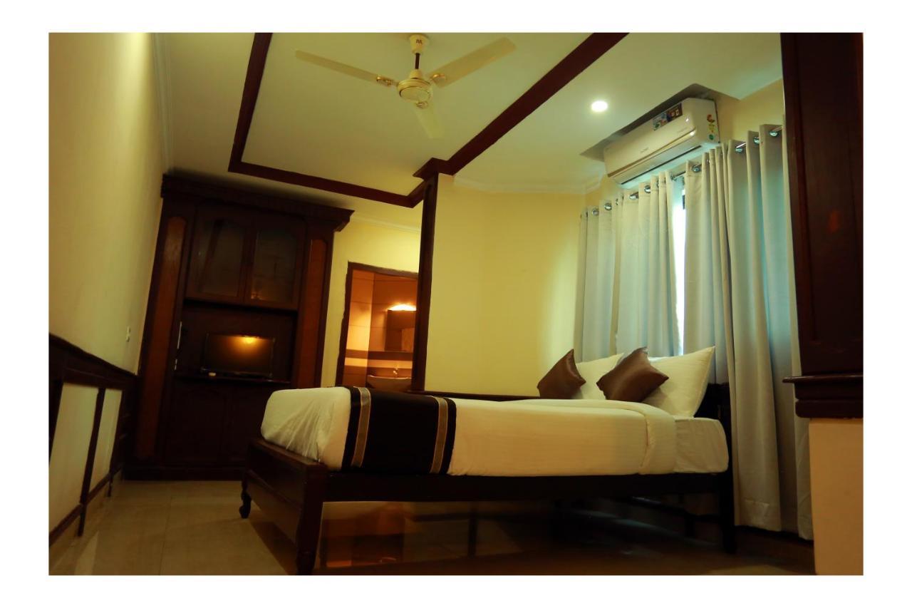 Corridor Calicut Airport Hotel Kondotty Eksteriør billede