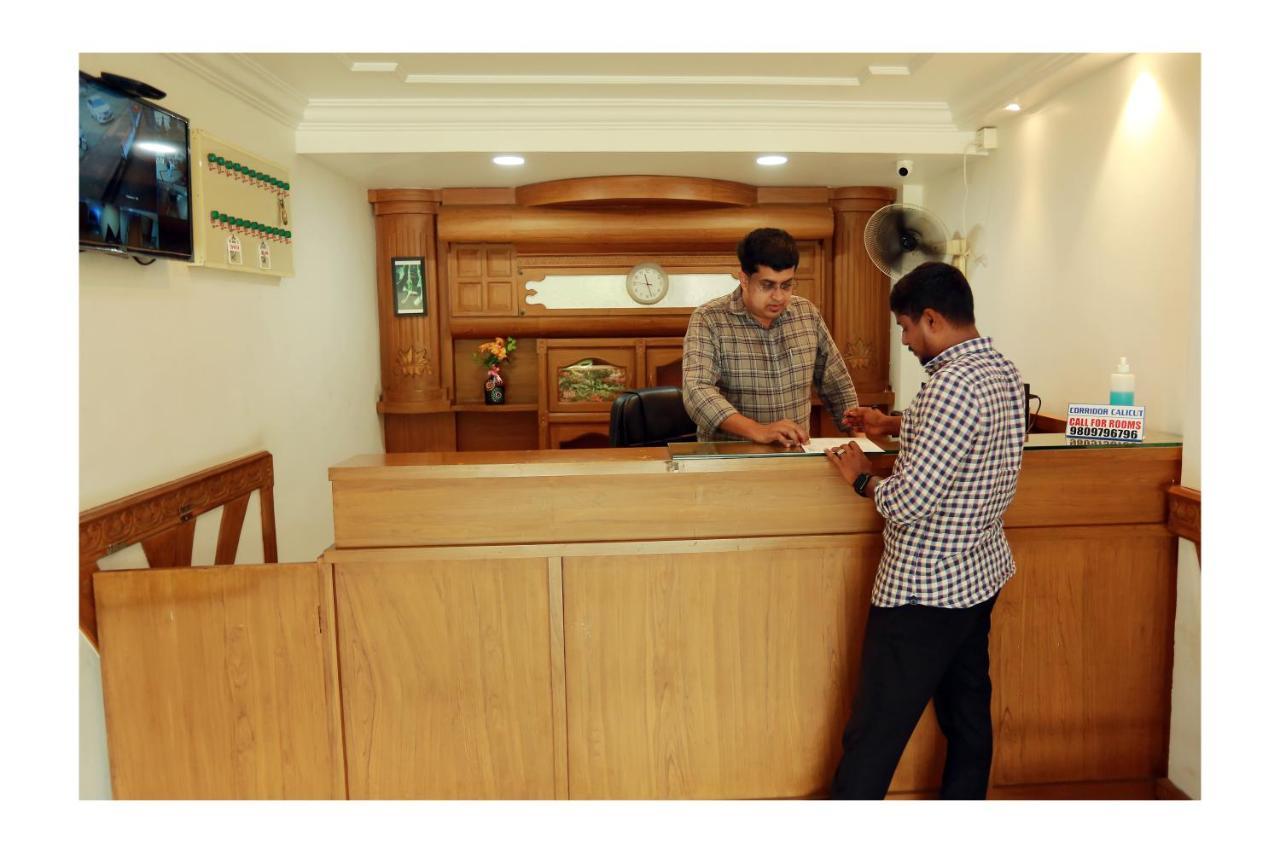 Corridor Calicut Airport Hotel Kondotty Eksteriør billede