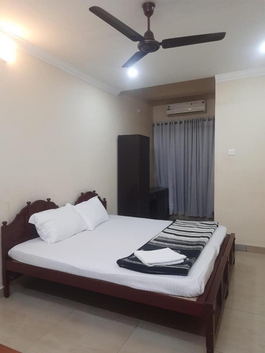 Corridor Calicut Airport Hotel Kondotty Eksteriør billede